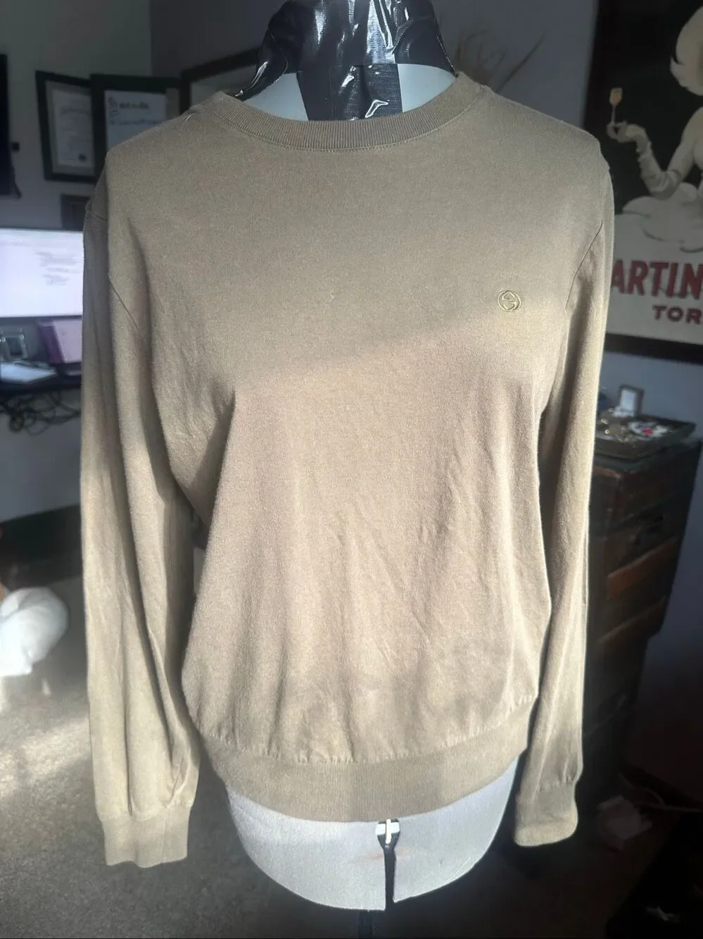Gucci Embroidered Interlocking GG Crest Logo Long Sleeve Cotton Tee Shirt Khaki